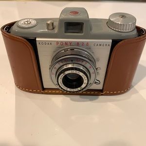 Kodak Pony 828 Camera with leather field case
